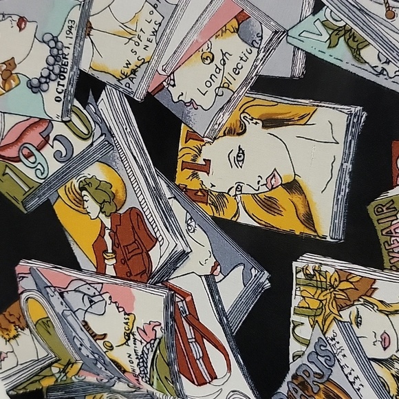 📍RARE | Vintage P.I.A.N.O Vogue Magazine Cover Print Silk Blouse - Picture 5 of 16